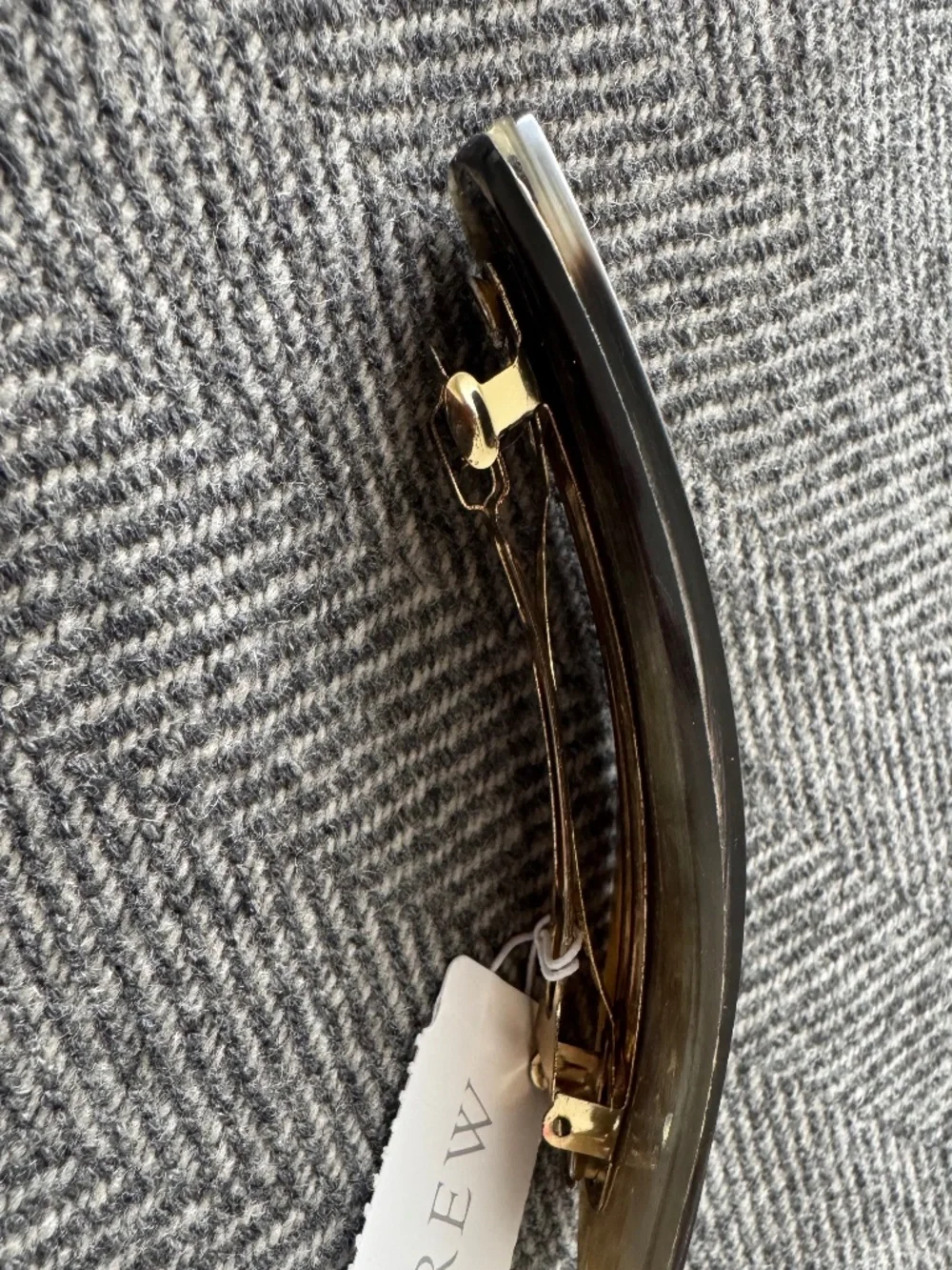 NWT, JCREW, BEAUTIFUL LIGHT/DARK BUFFALO HORN HAIR CLIP